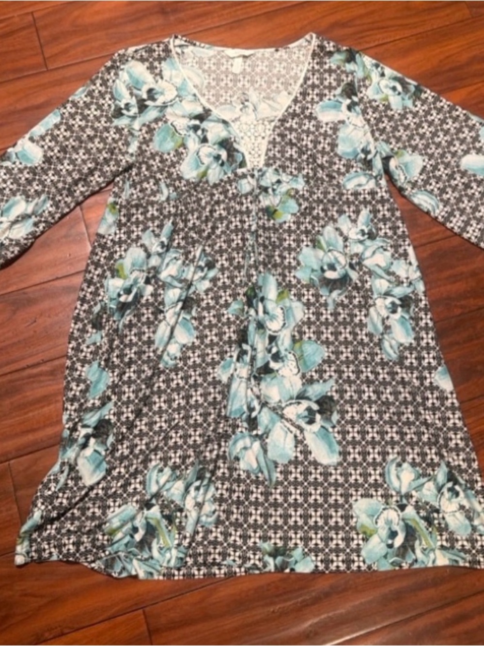 Soma Floral Mini Dress in Aqua and Black - Picture 2 of 9